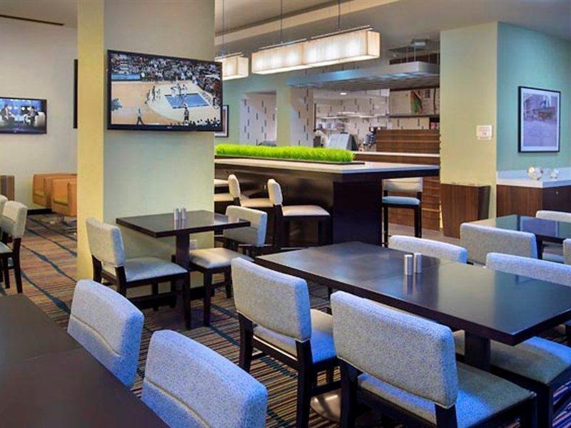 Courtyard By Marriott Manhattan/chelsea