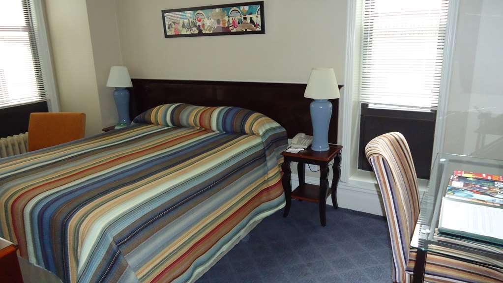 Wolcott Hotel 3*