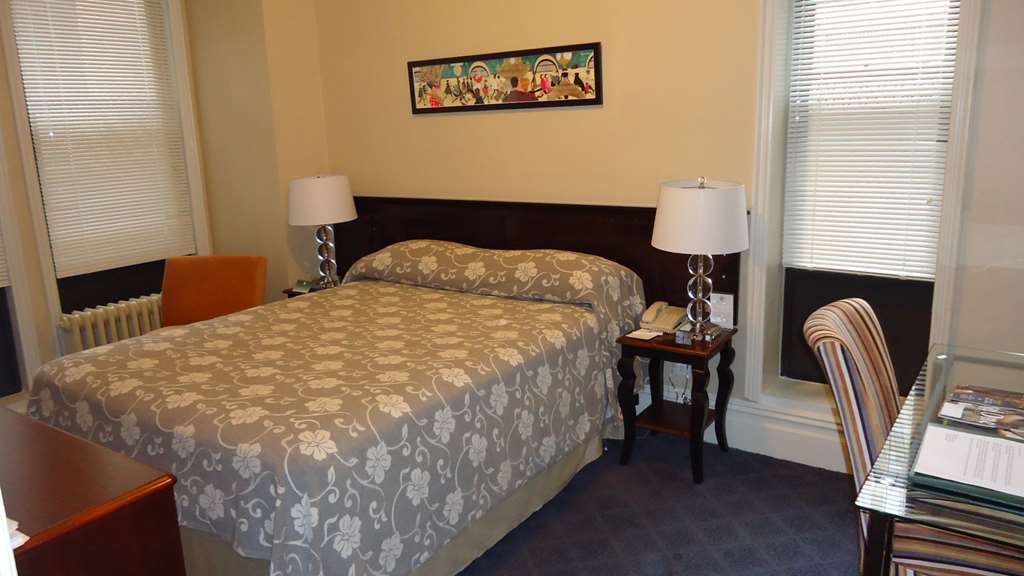 Wolcott Hotel