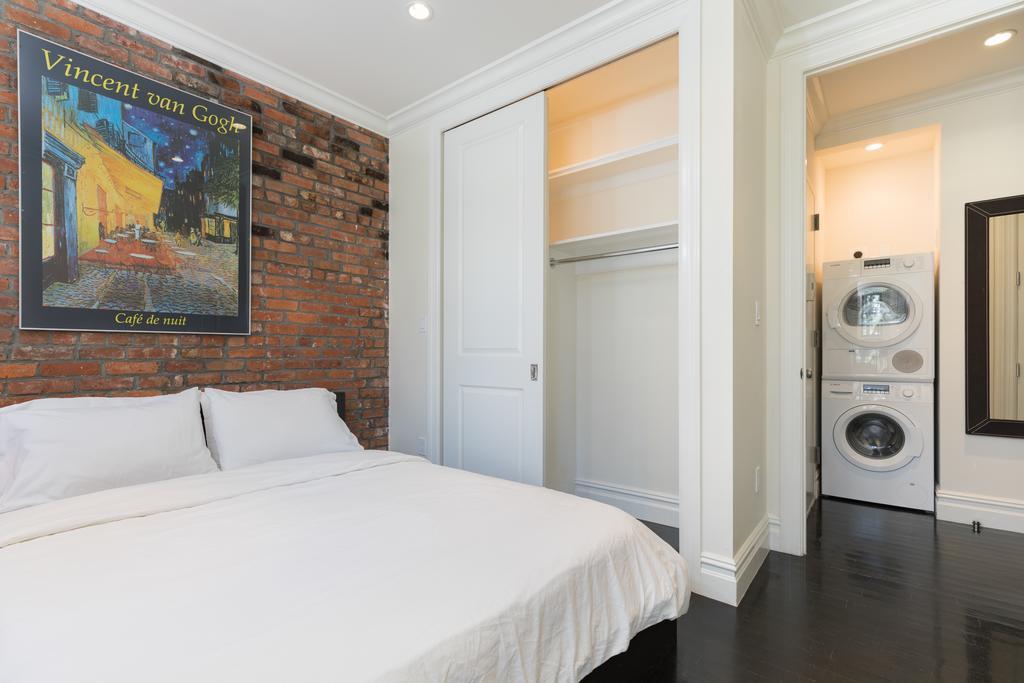 Apartment Midtown West 2 Bedroom New York