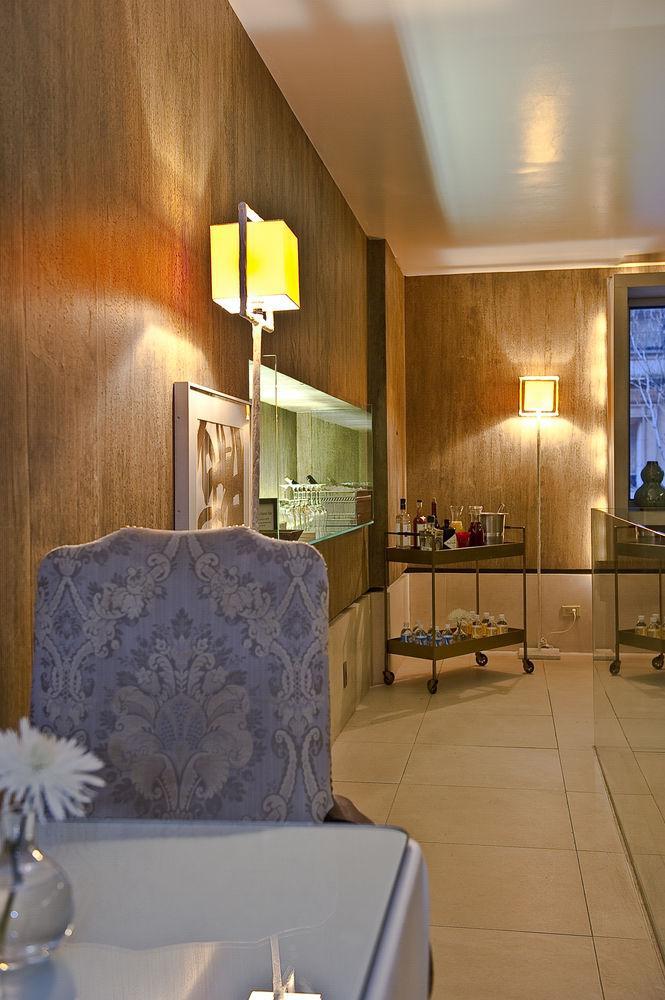 City Club 4*