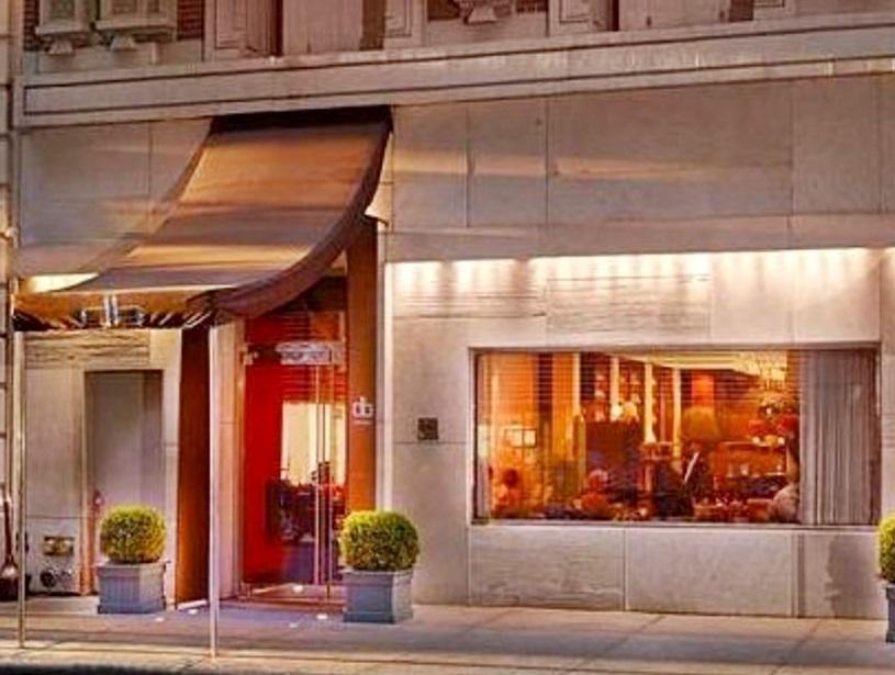 City Club Hotel