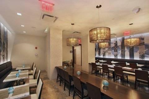 Distrikt City, Tapestry Collection By Hilton Hotel