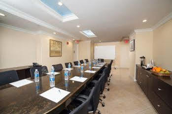 Mulberry Hotel 3*
