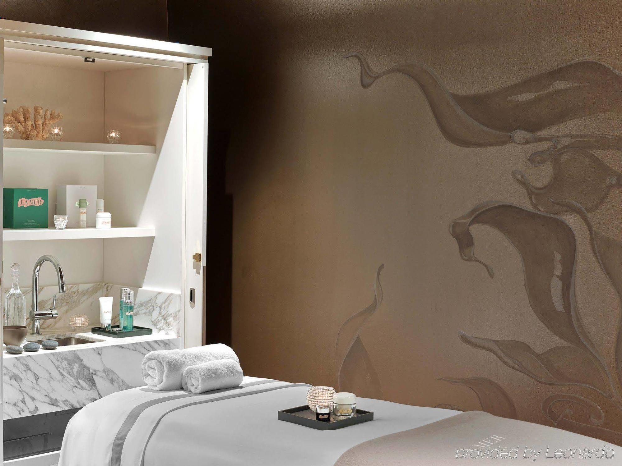 Baccarat And Residences Hotel
