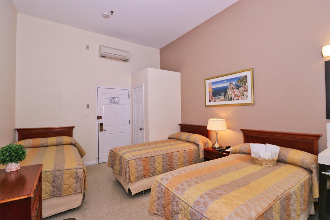 Americana Hotel
