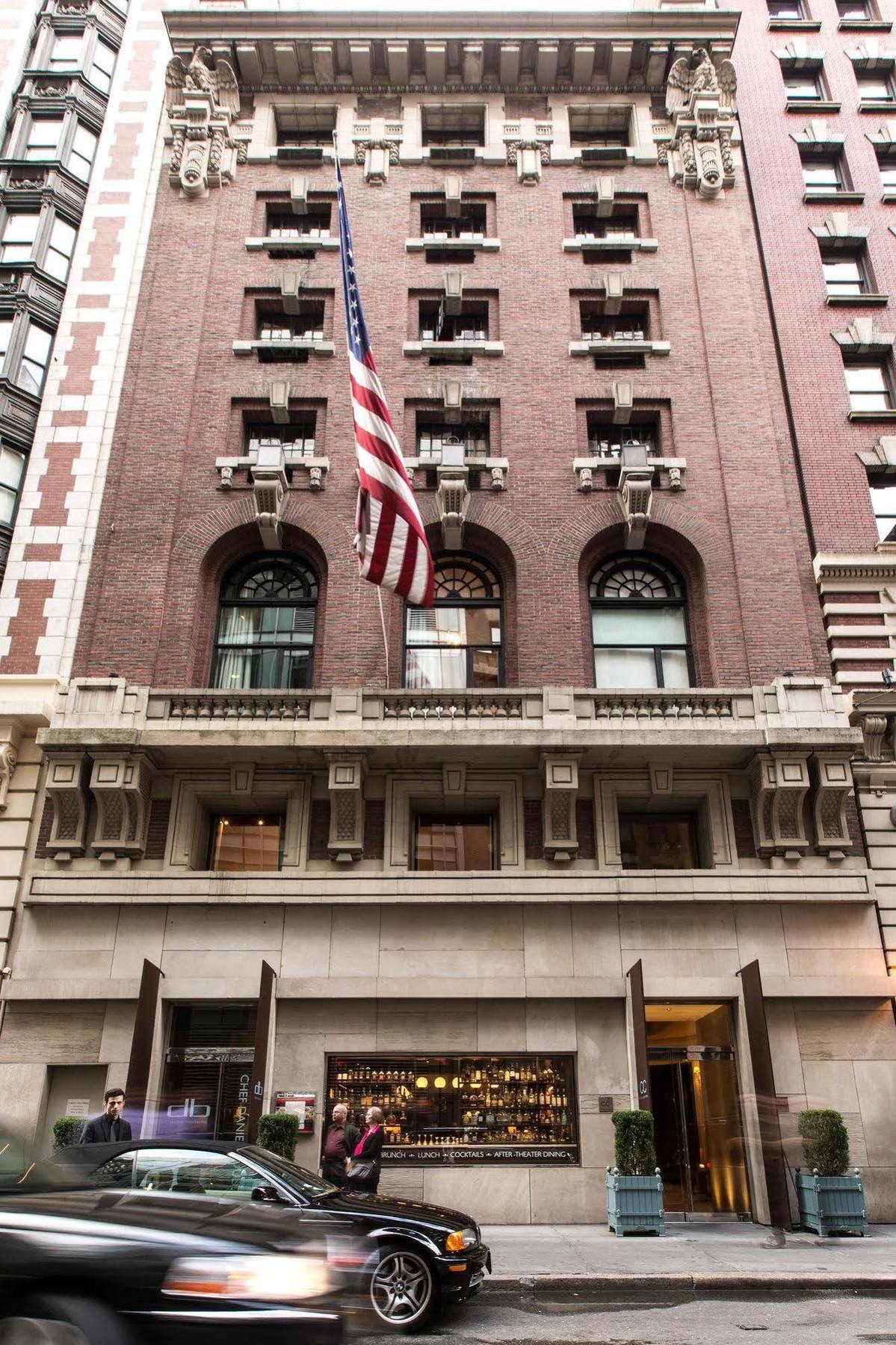 City Club 4*
