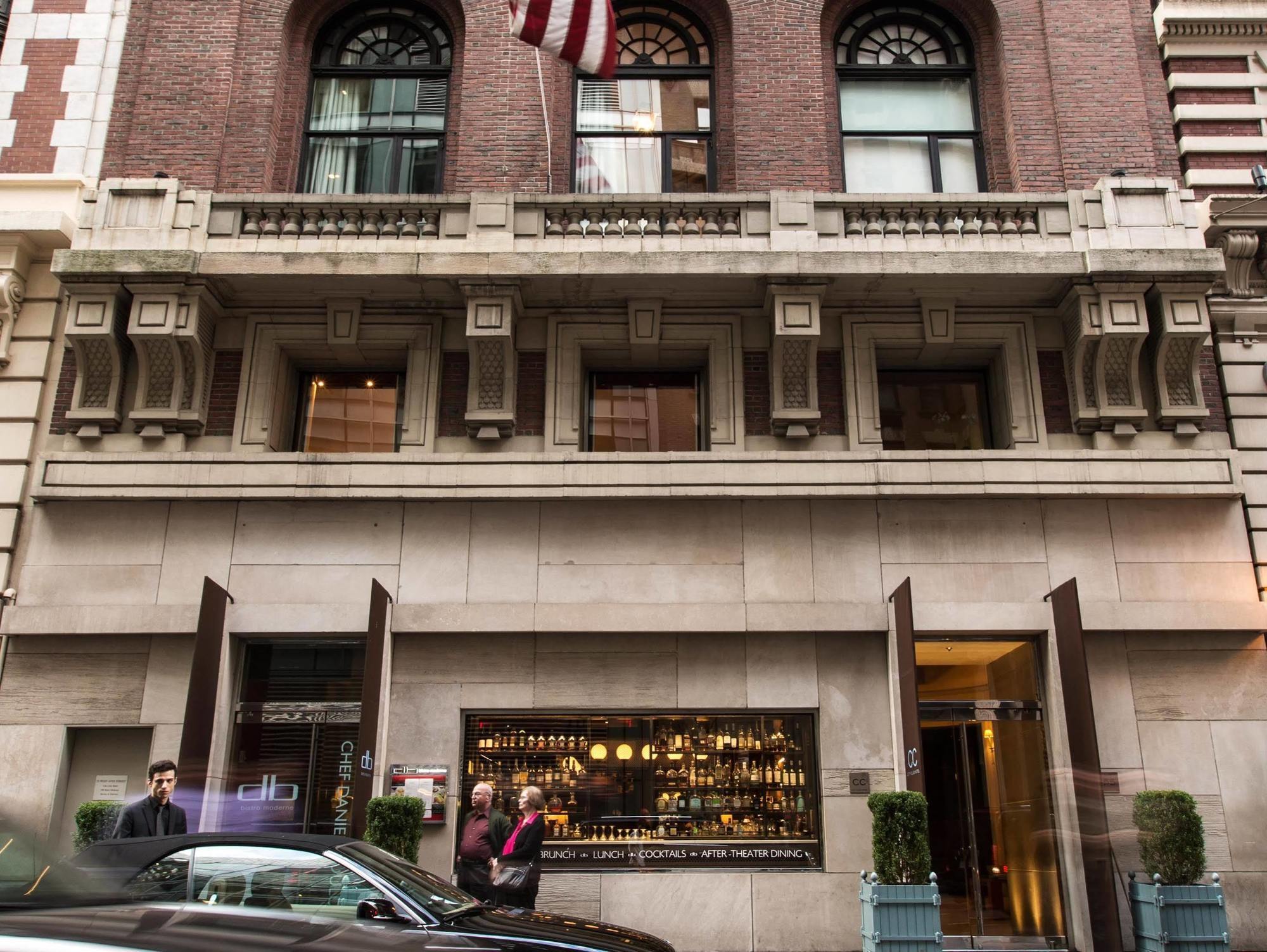 City Club Hotel 4*