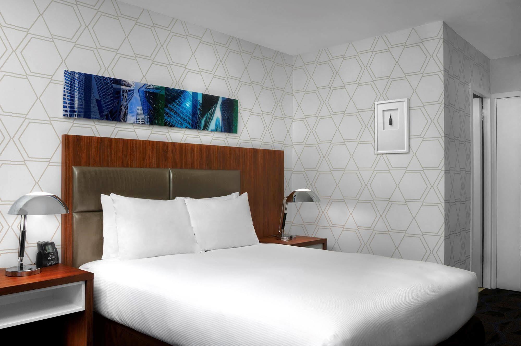 Doubletree By Hilton Metropolitan City 4* New York
