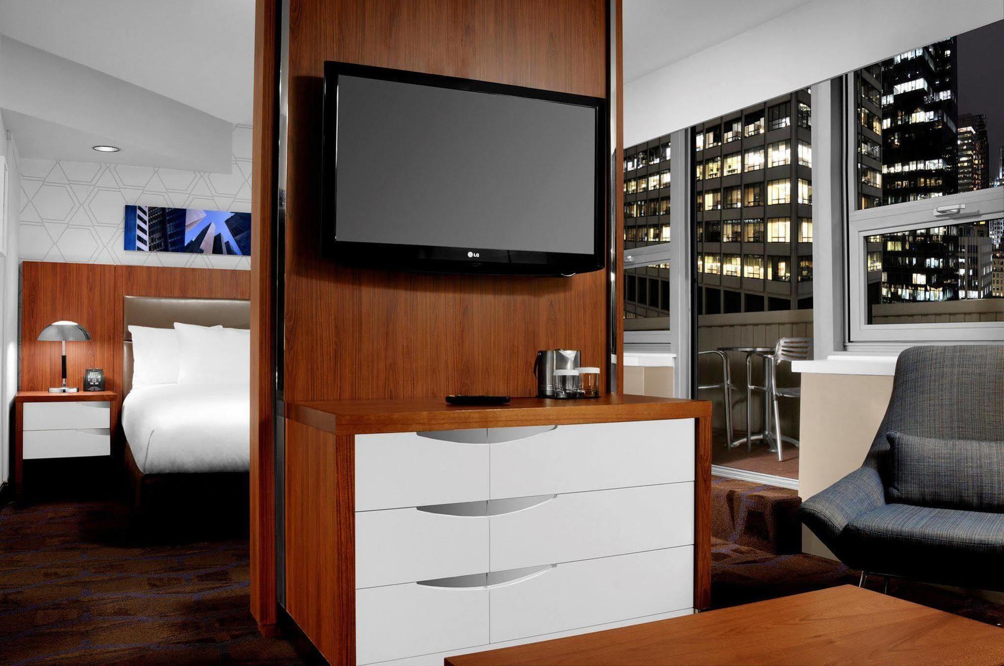 Doubletree By Hilton Metropolitan City Hotel