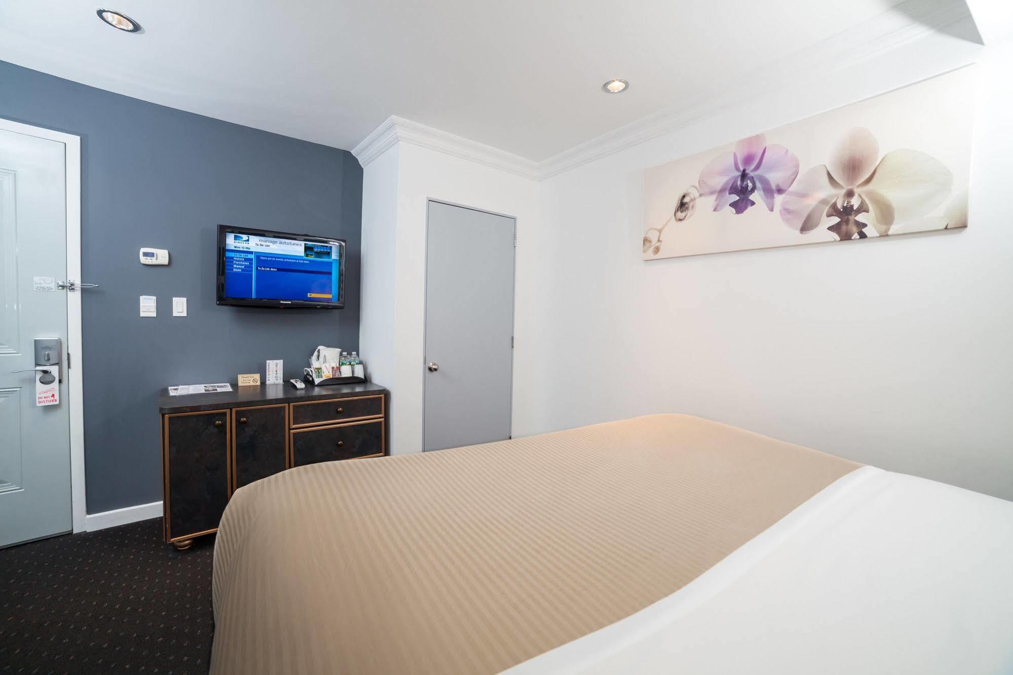 Mulberry Hotel 3*