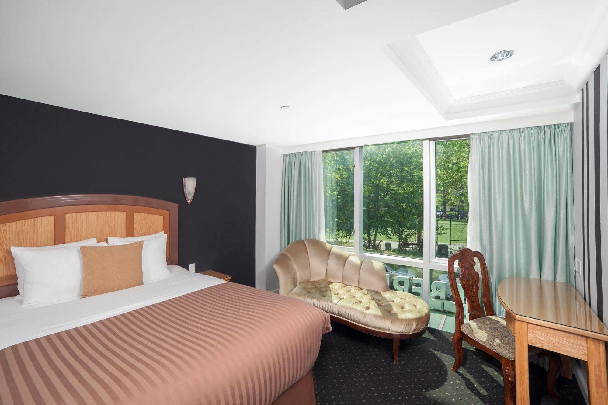 Mulberry Hotel New York