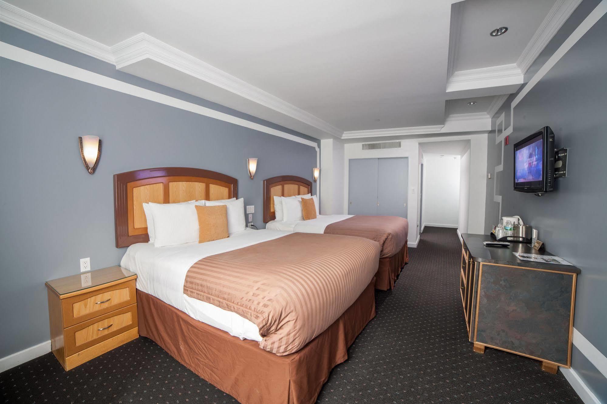 Hotel Mulberry 3*