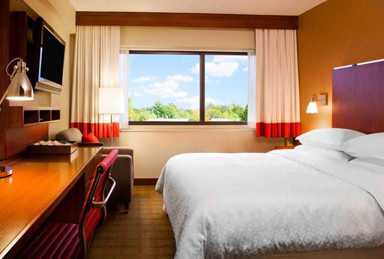 Four Points By Sheraton Downtown