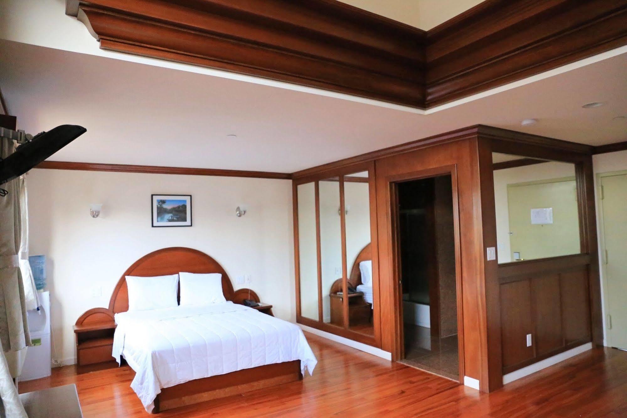 Phoenix Hotel Brooklyn Sunset Park (Adults Only) New York