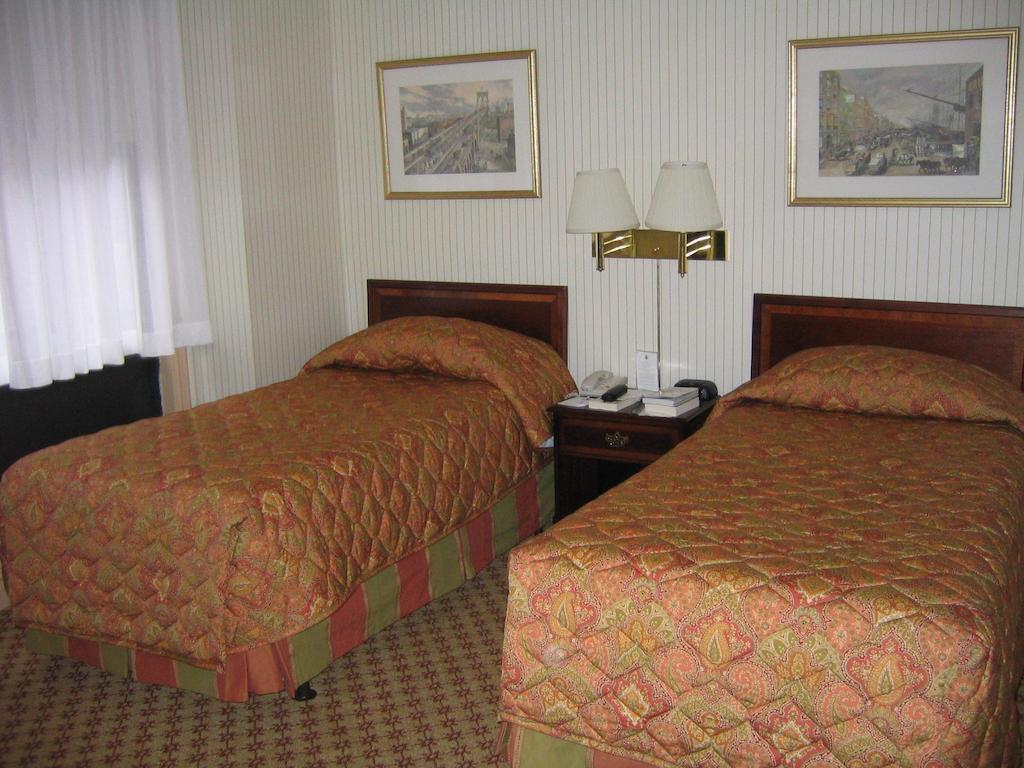 Wolcott 3* New York
