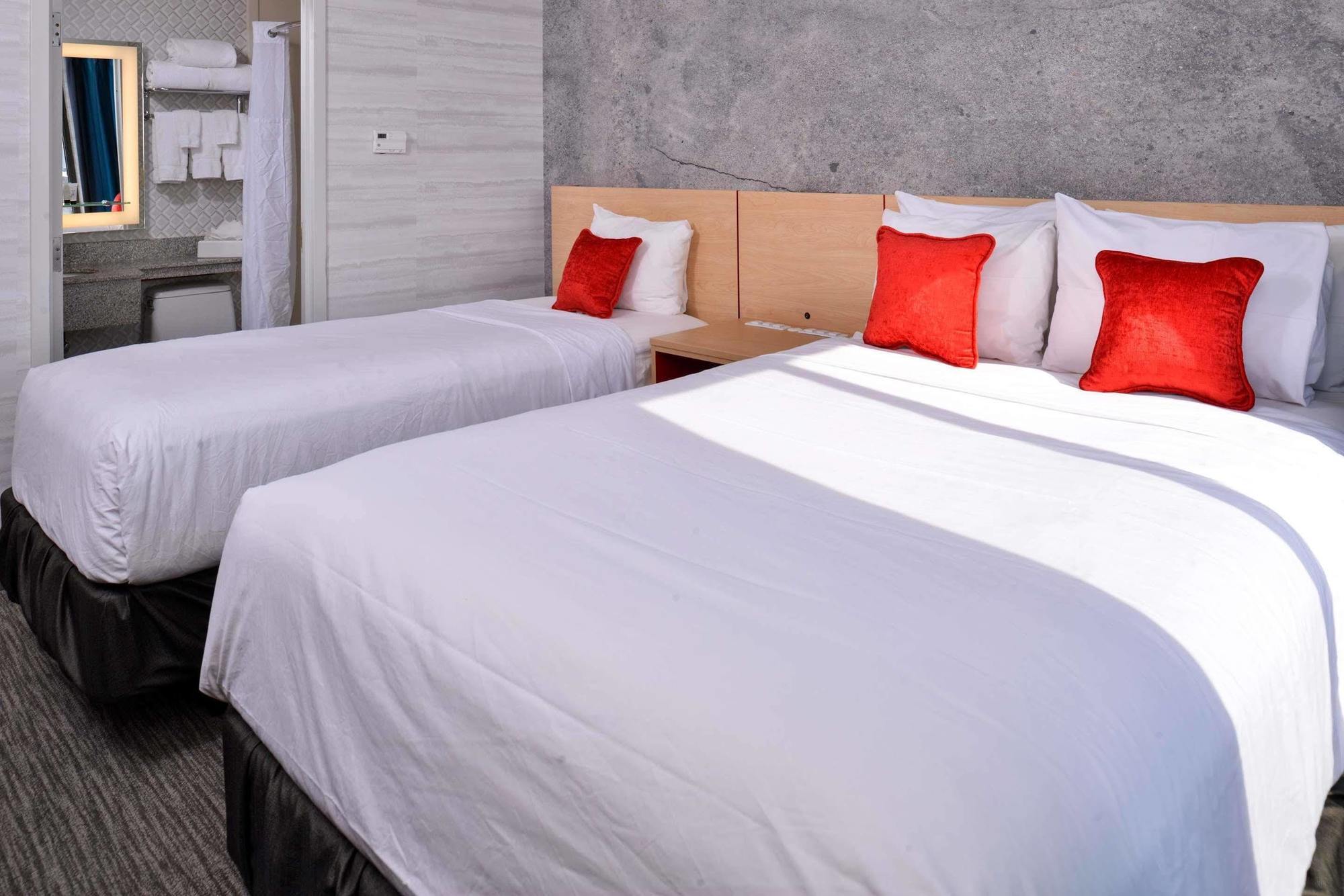 Hotel Red Lion And Brooklyn 3*