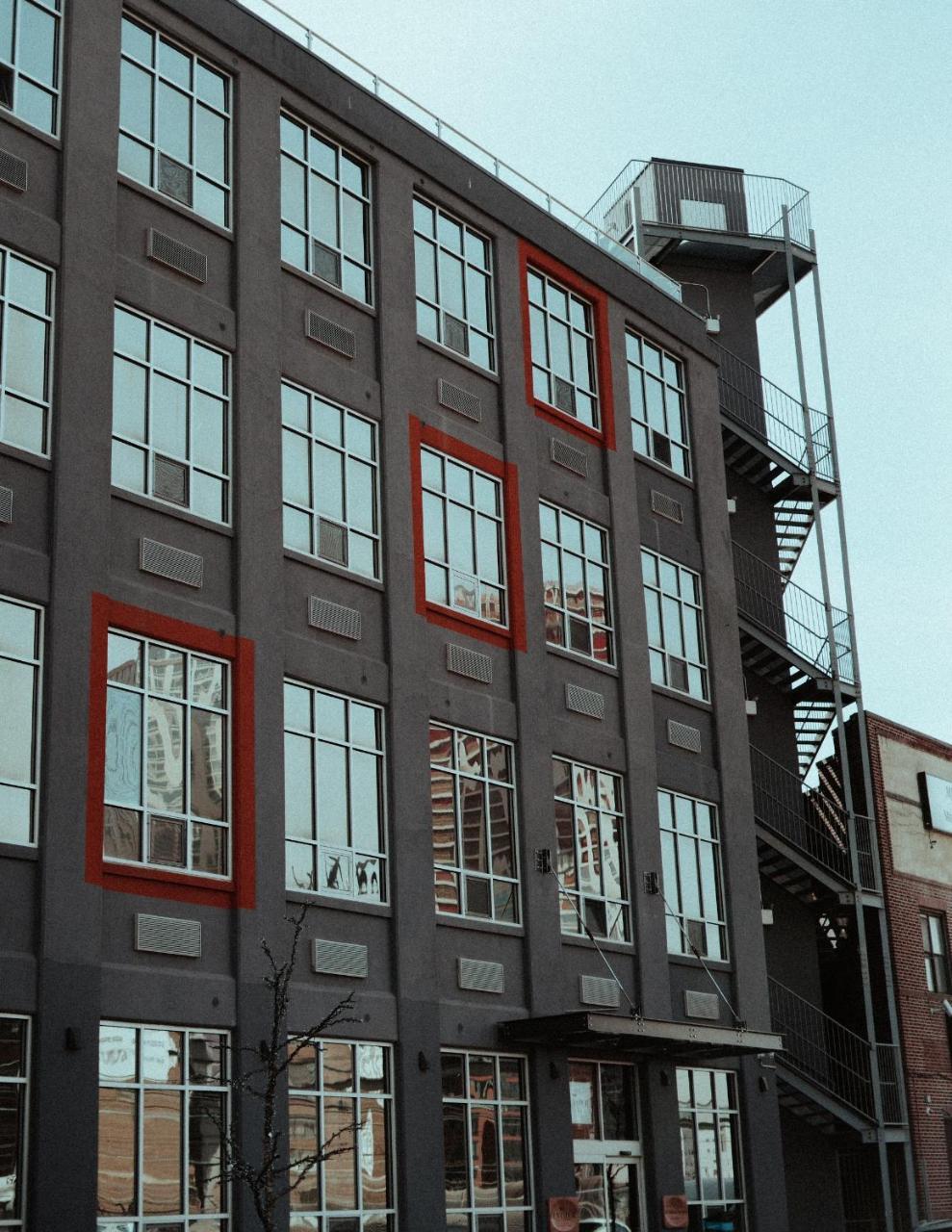 Hotel Feather Factory