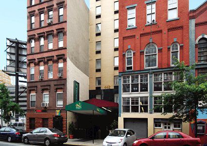 Hudson River Hotel 3*