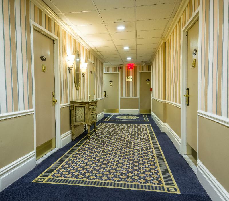 Wolcott 3* New York