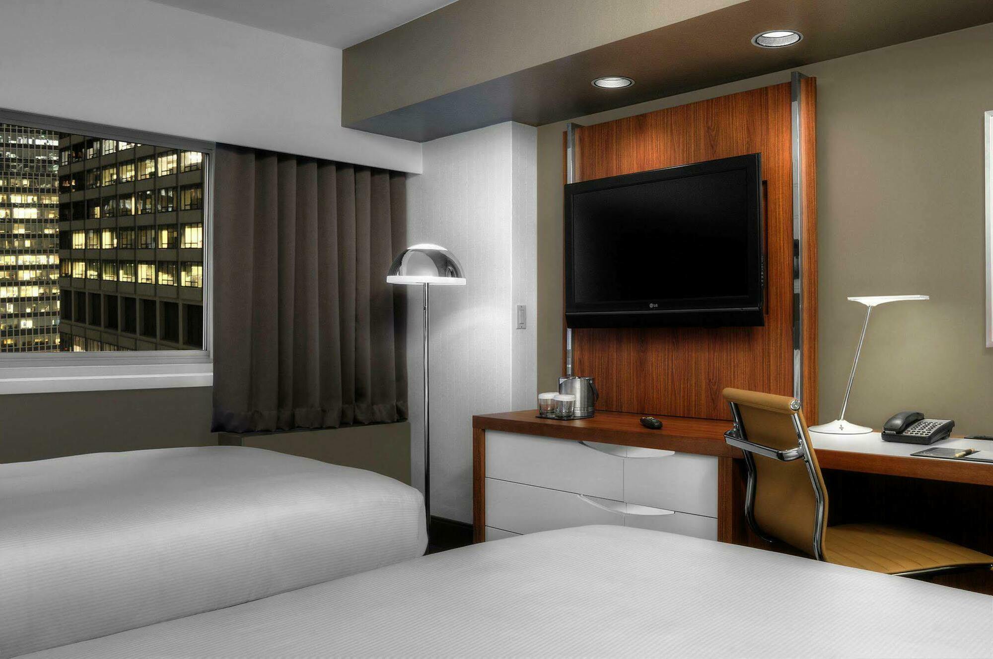Doubletree By Hilton Metropolitan City Hotel