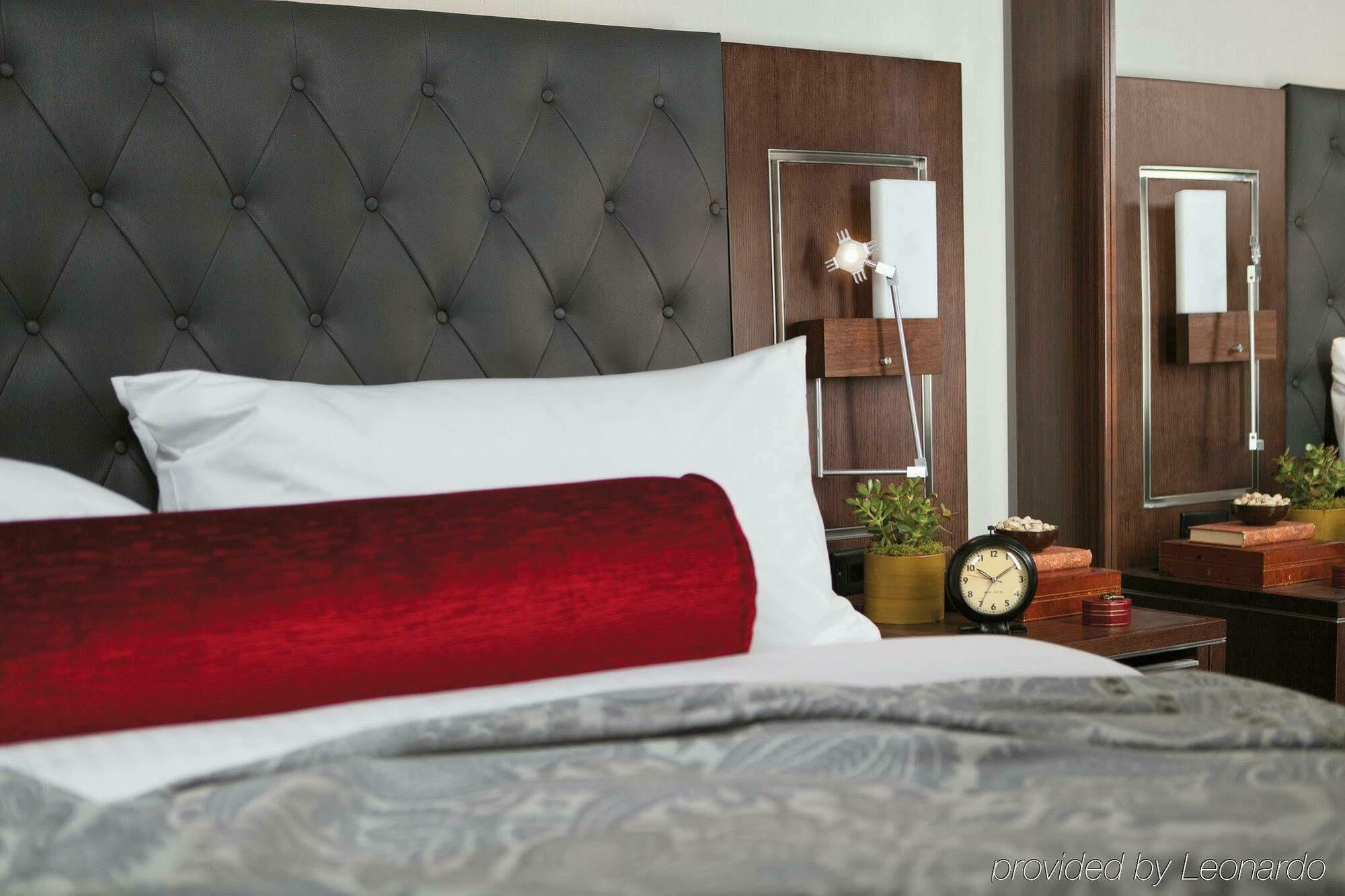 Archer Hotel 4*