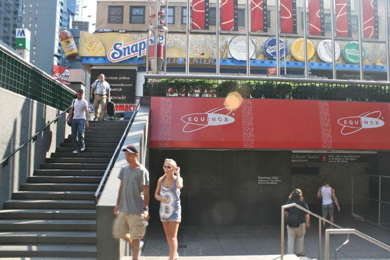 Cloverleaf - Perfectly Located Near Restaurants, Shops, & Sites New York