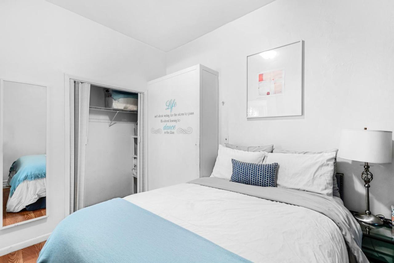 Cloverleaf - Perfectly Located Near Restaurants, Shops, & Sites Apartment *