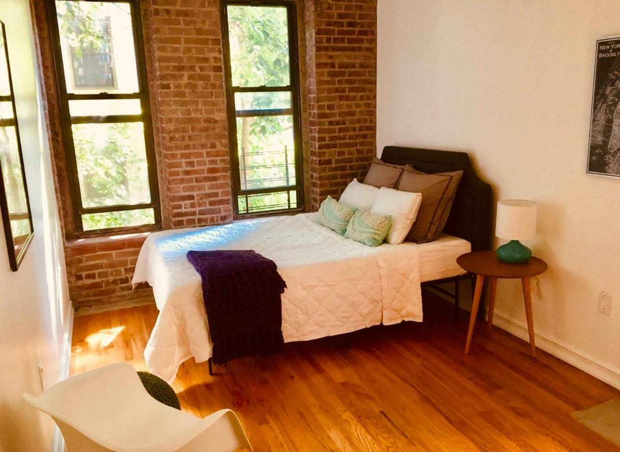 Two Bedroom Harlem Apartment Apartment