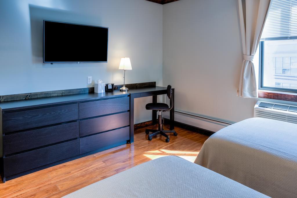 Lic Hotel New York