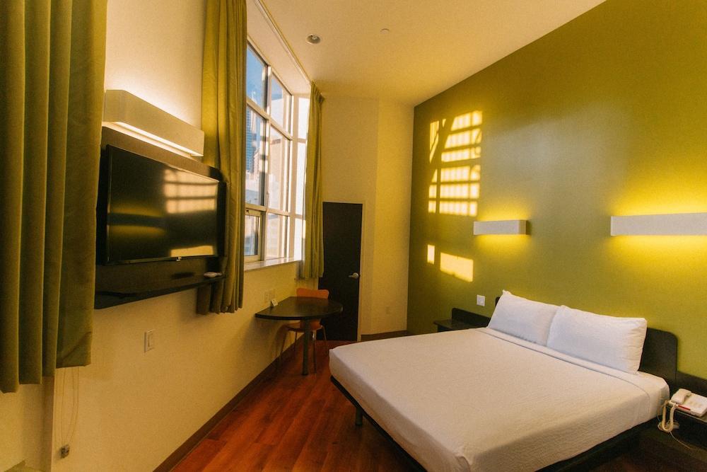 Feather Factory Hotel New York
