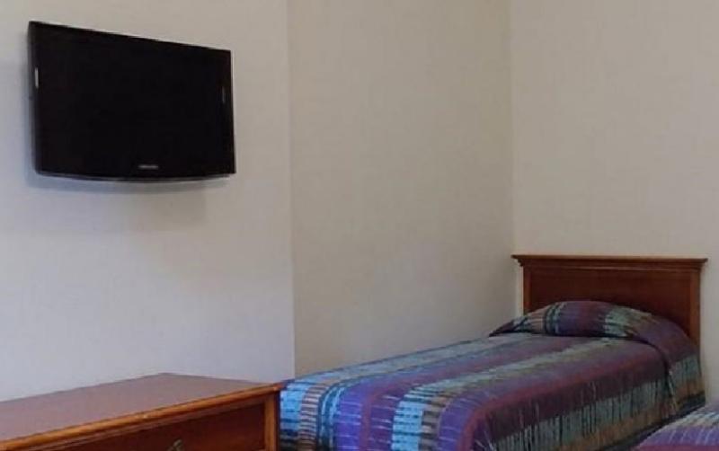 Americana Hotel 2*